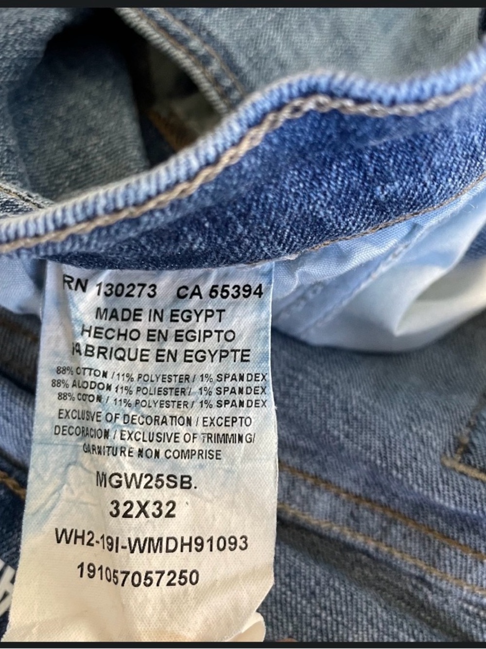 Wrangler Jeans Men’s Medium Wash Blue Straight Leg Regular Fit - Picture 8 of 8
